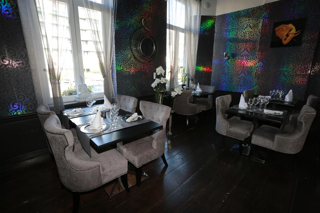 La Reine Hotel & Restaurant سبا المظهر الخارجي الصورة
